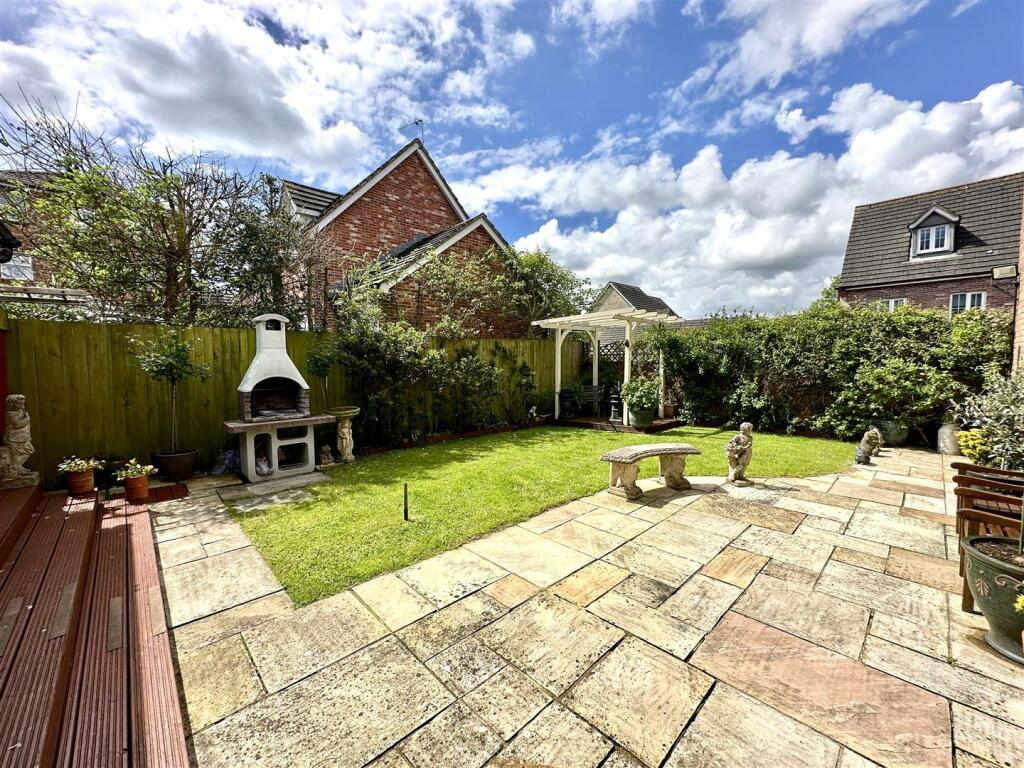 GARDENS AND GARAGE
