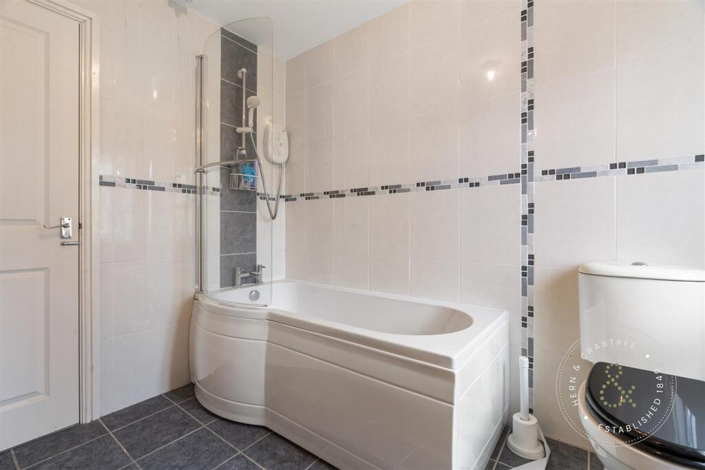 Allen Close, Hern and Crabtree (37).jpg