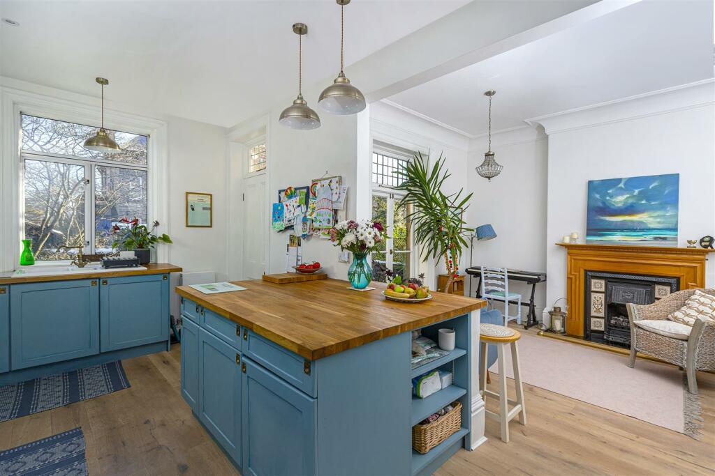Bramleys Estate Agents - Grasmere Road - Gledholt 