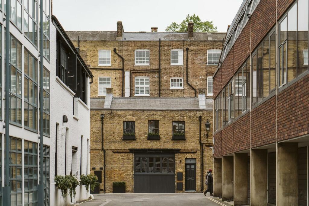 220428 Hunsworth Mews Externals-Previews-2.jpg