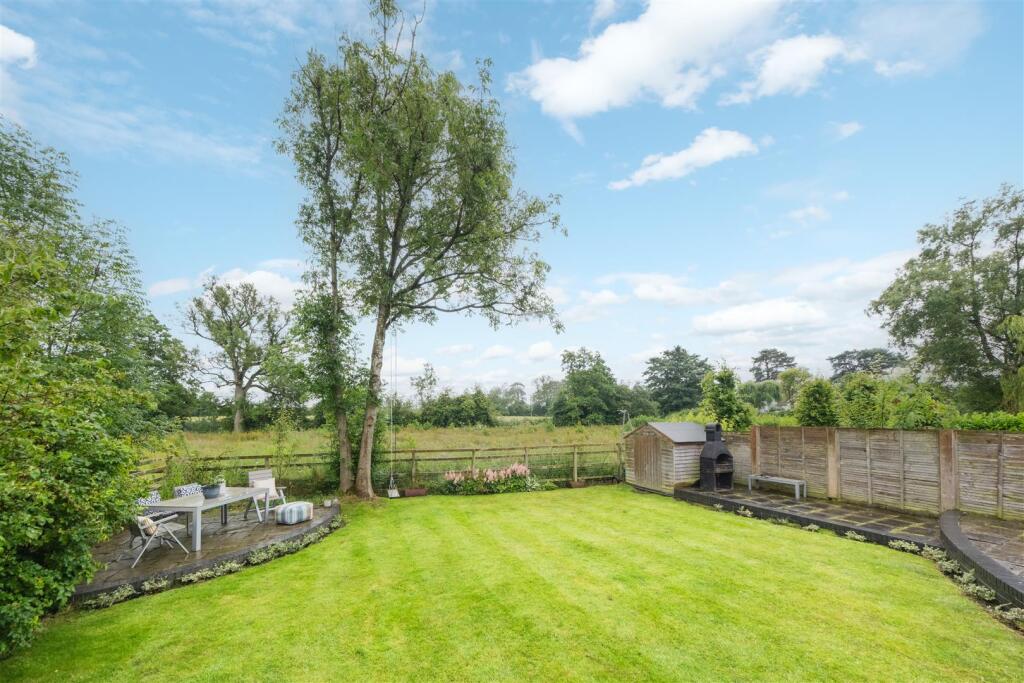 10 Walkers Lane-043.jpg