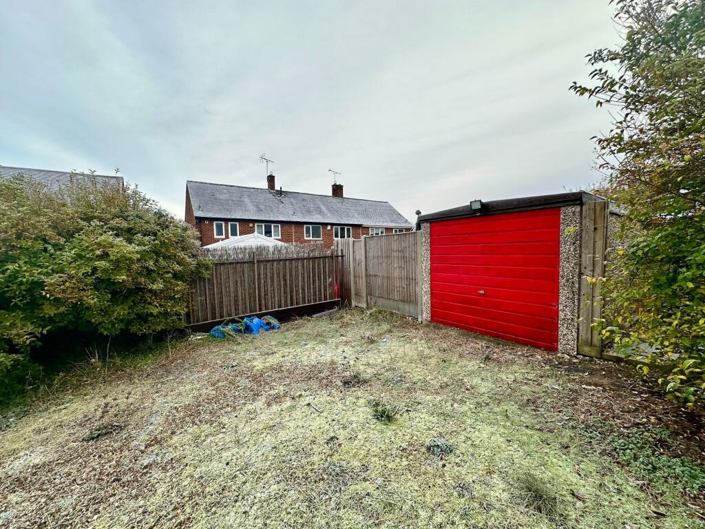 Detached Garage