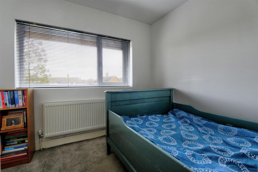 Bedroom 3.jpg