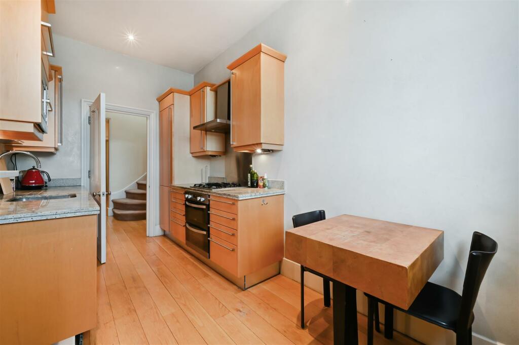 QUEENS GATE TERRACE, 27, 11-9.jpg