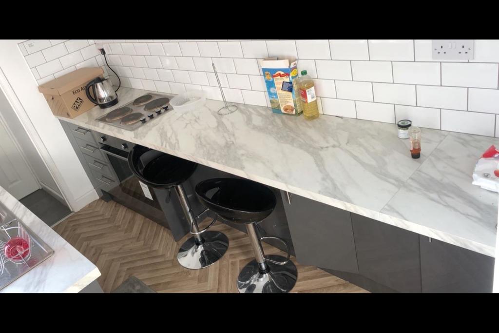 41 Coronation Rd - kitchen 2.JPG