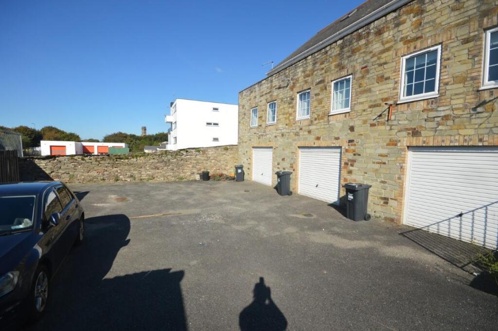 DSC_0034 (Medium).JPG