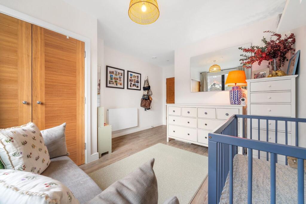 Principal Bedroom (2).JPG