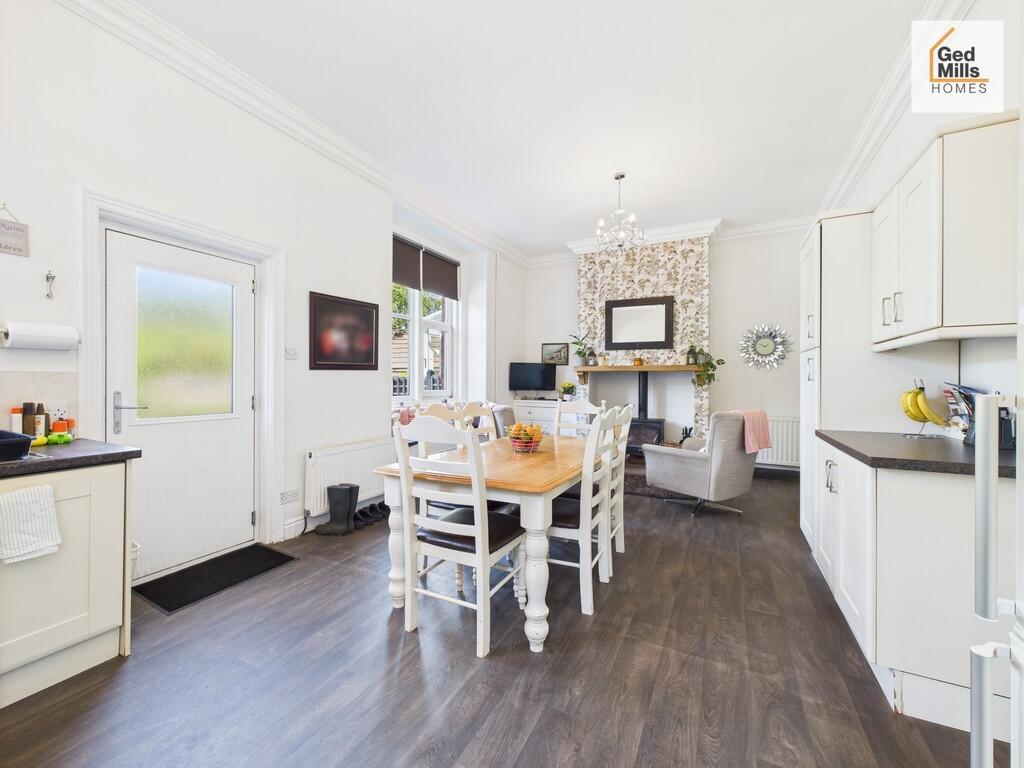 CAM04261G0-PR0064...