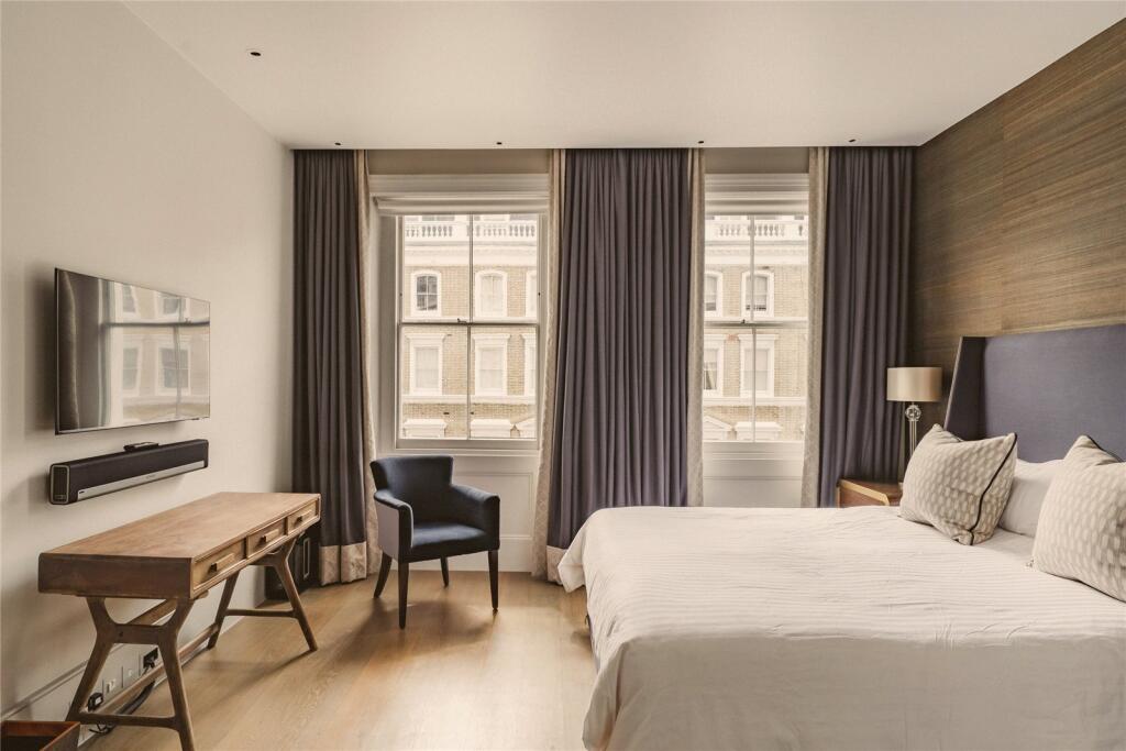 Principal Bedroom
