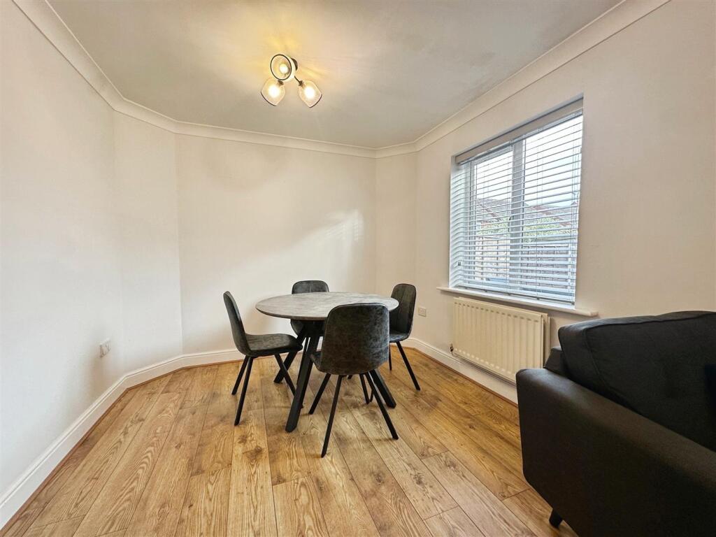 0e2b8acf--4CF9-AC70-A6118426E246-62512-000014DF7FA