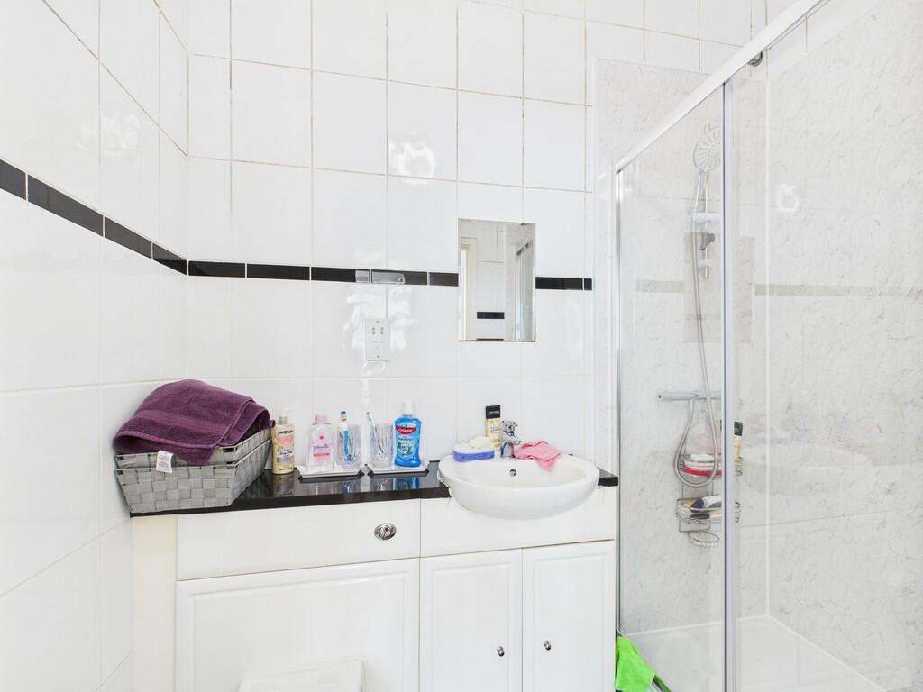 CAM03582G0-PR0121...