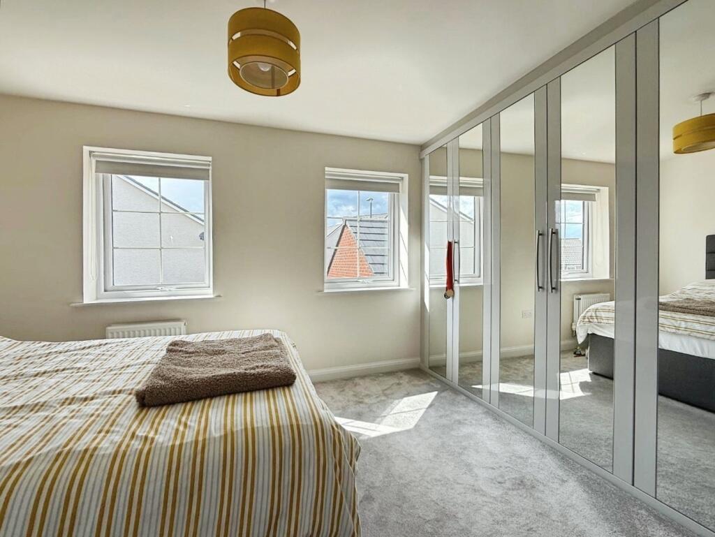 pbox-bedroom-316150.jpeg