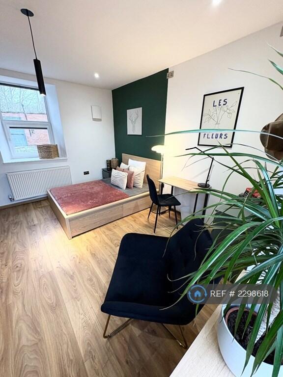 Room1