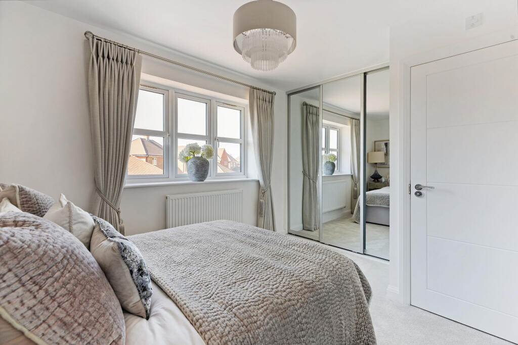 Principal bedroom