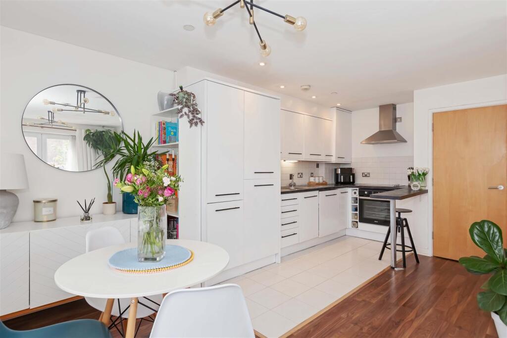 St Richards House_15.jpg