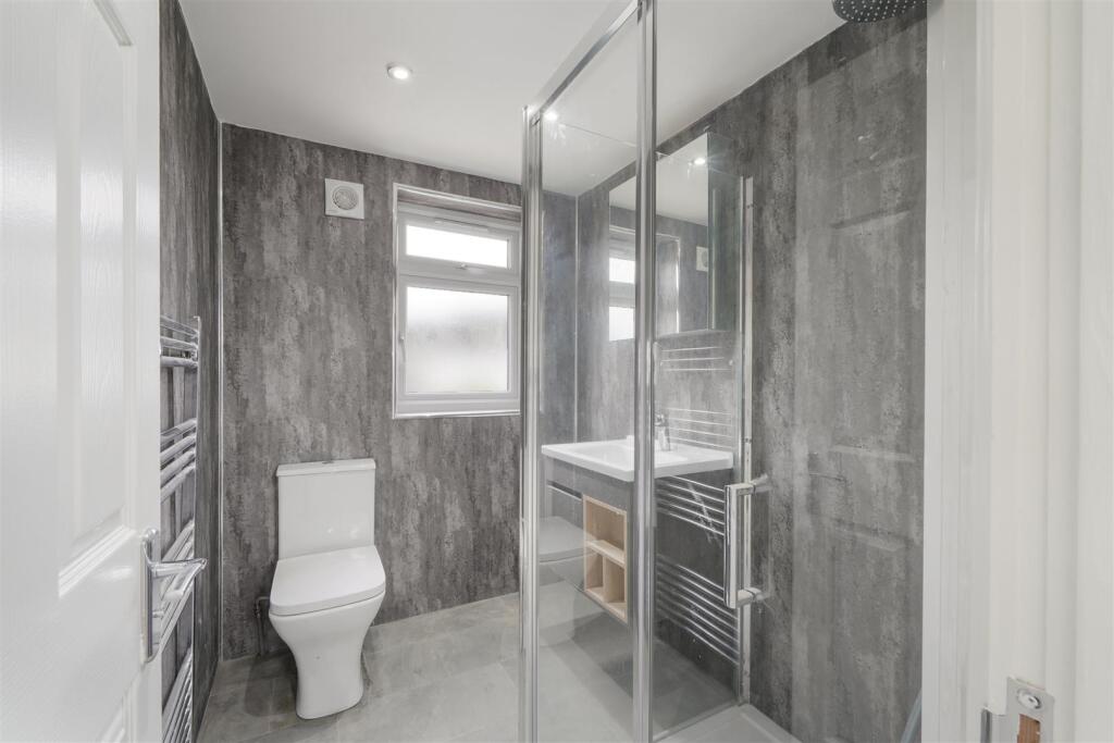 12 Kenelm Close - w4IBaSoe2N4puKB1ZgqC.jpg