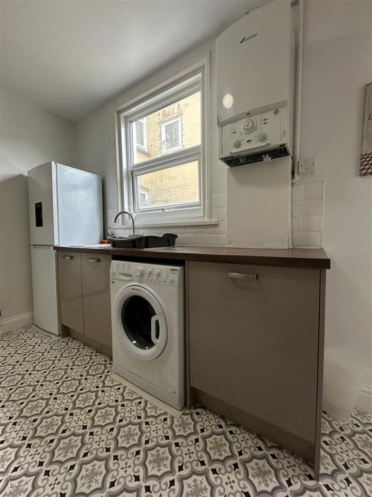 Kitchen.jpg