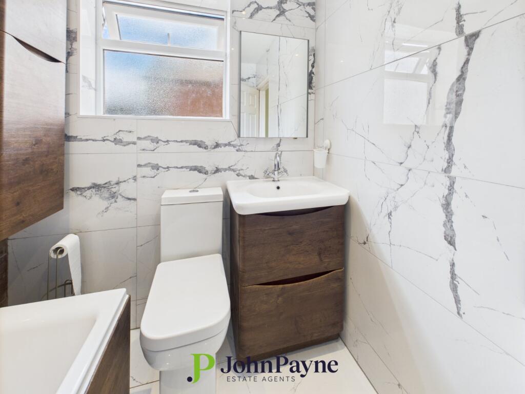 Modern Bathroom