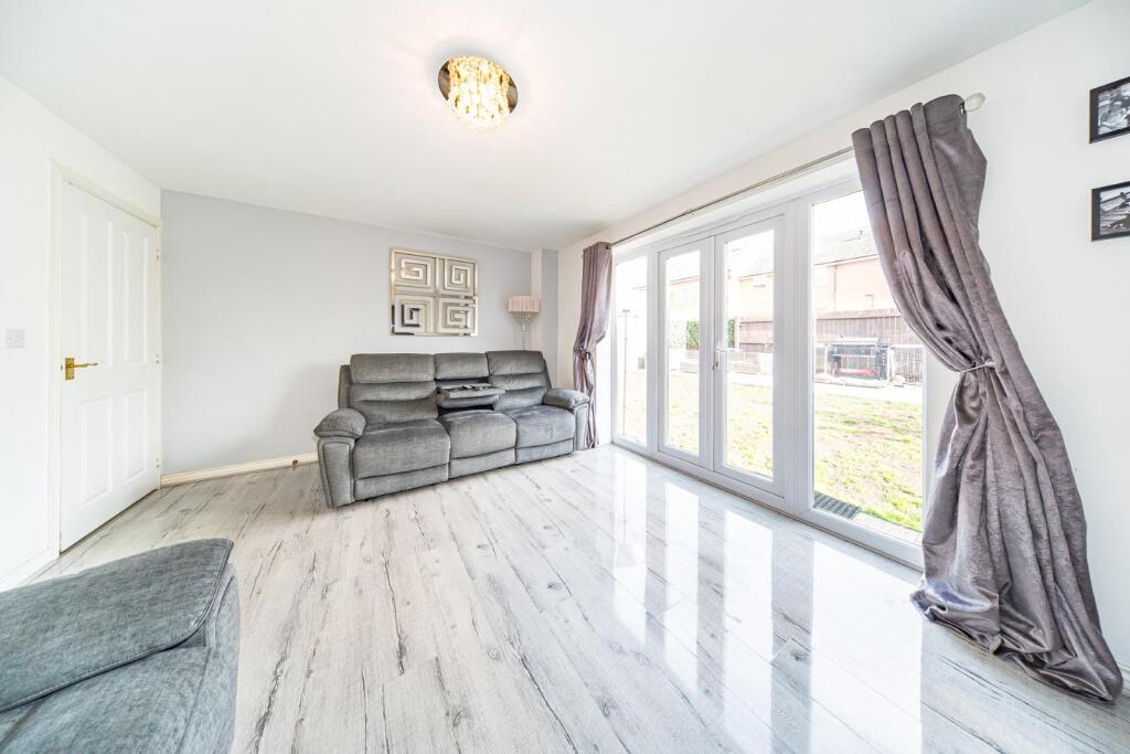 51 Layton Way lounge.jpg