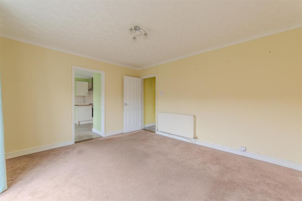 182 Charlton Greenmeadow-7.jpg