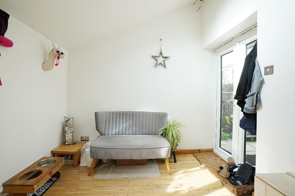 Breakfast room