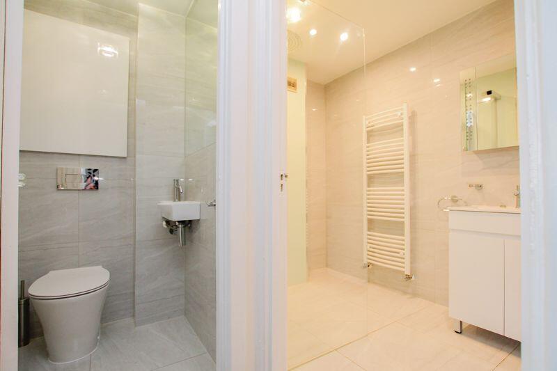 Shower &amp; Cloakroom