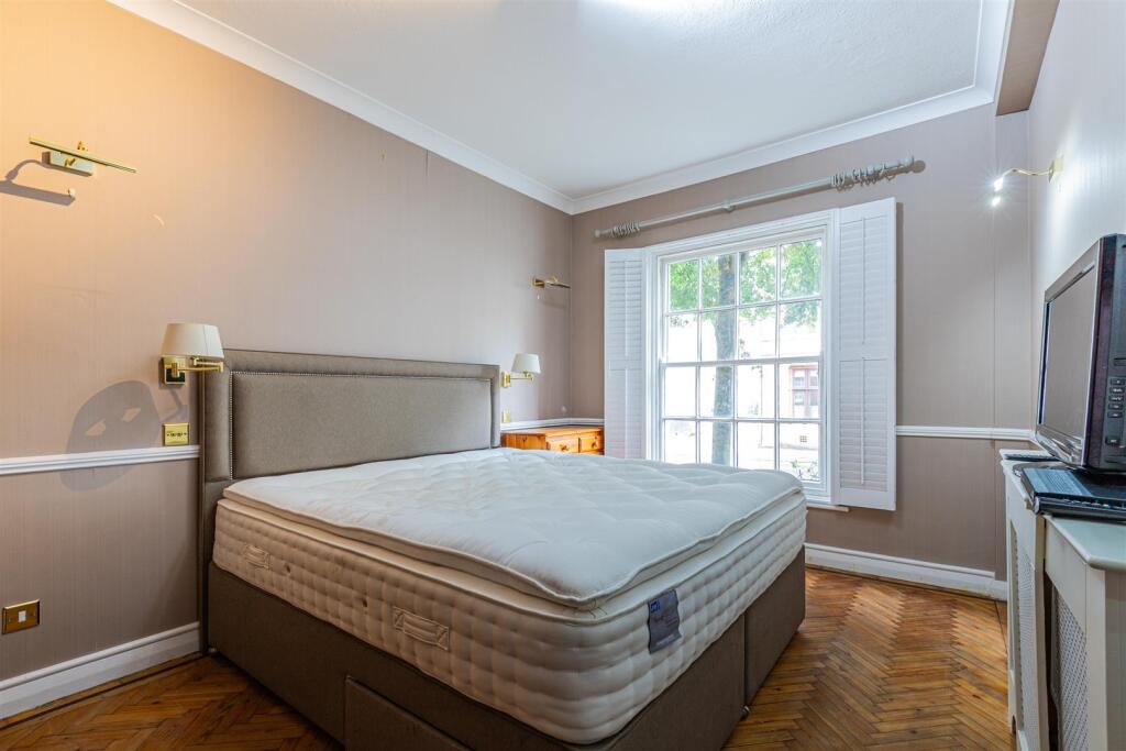 Warwick House 2-9.jpg