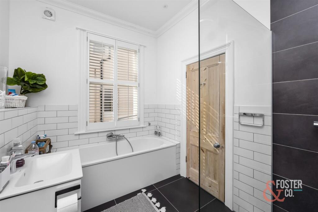 Westbourne Villas, 39a-0010.jpg