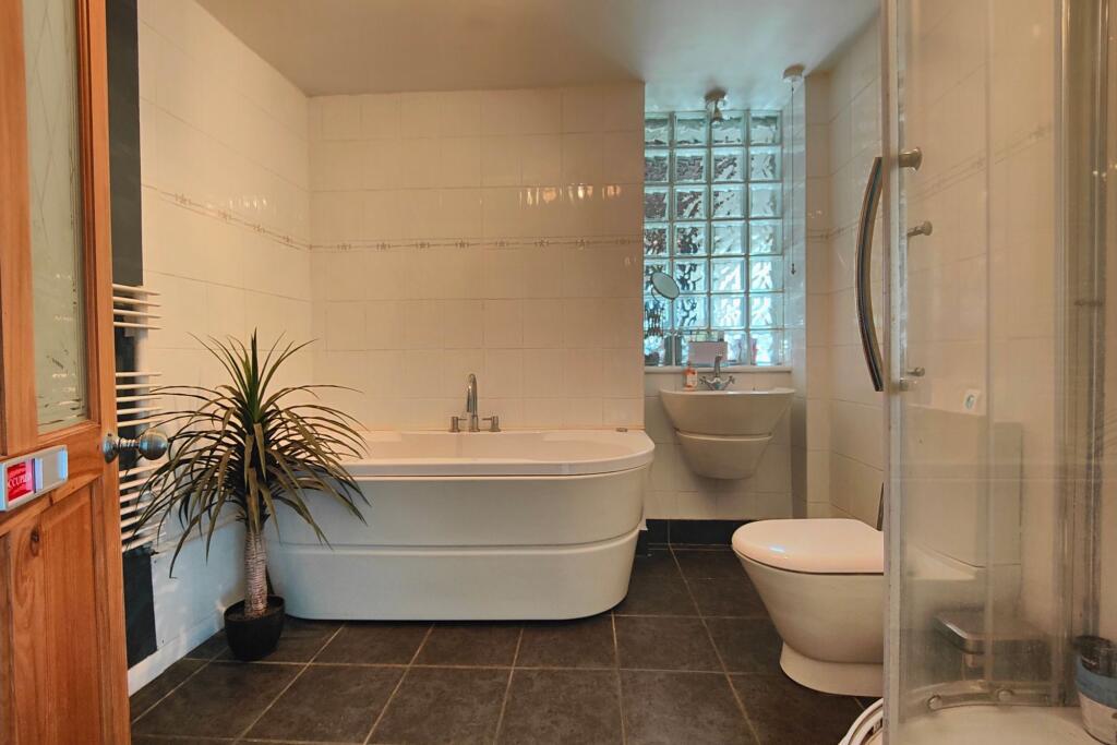4 Piece Bathroom