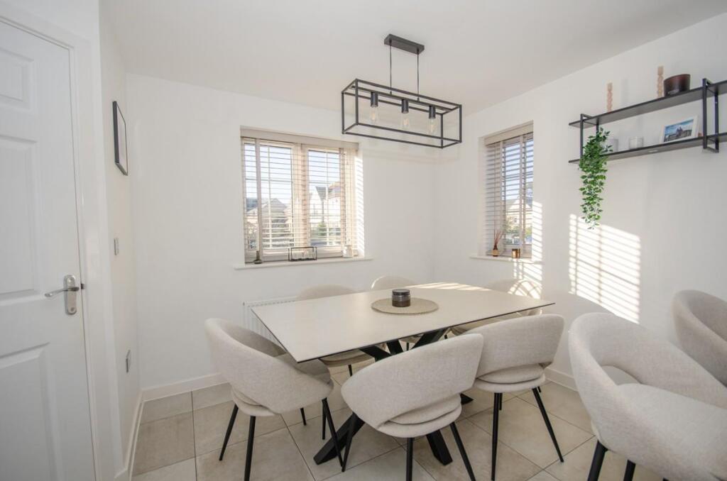 Dining area.jpg