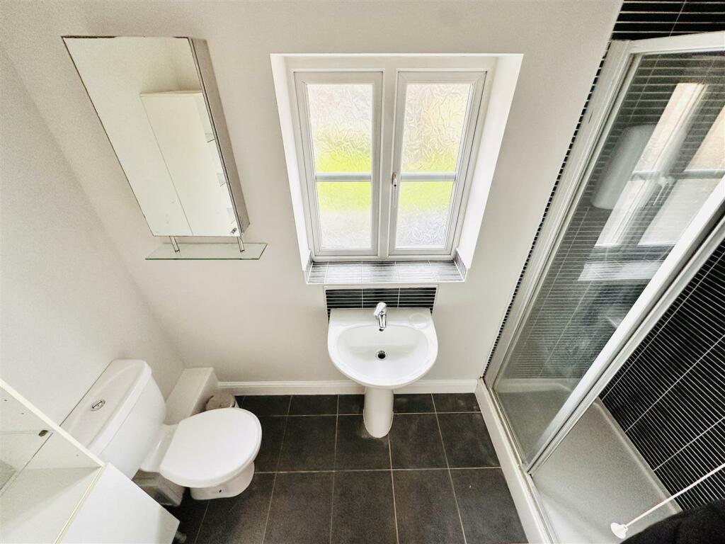 En-Suite Shower