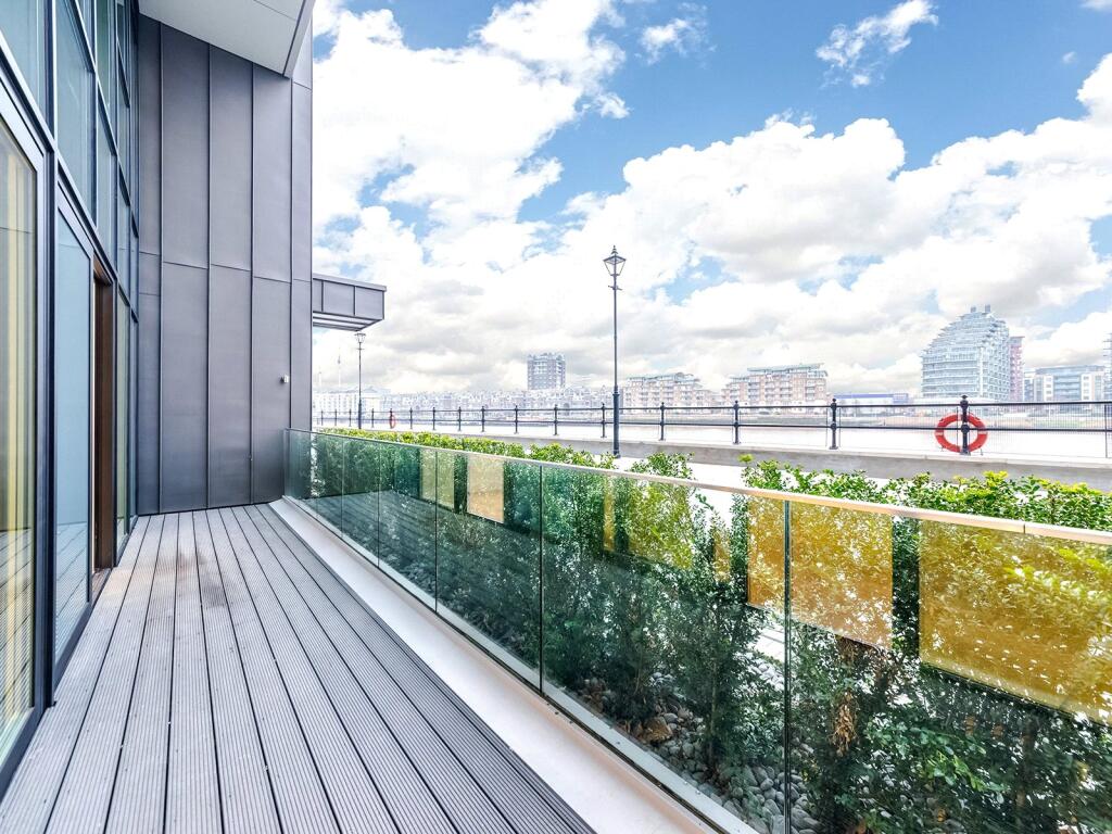 Westbourne Apartment