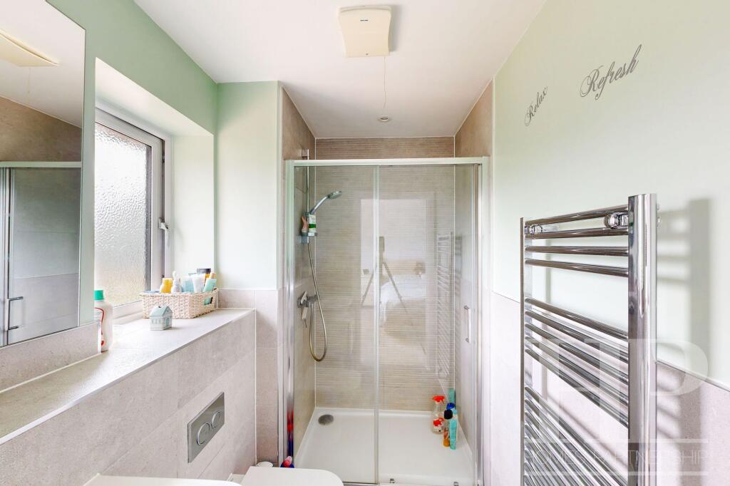 En-suite shower room