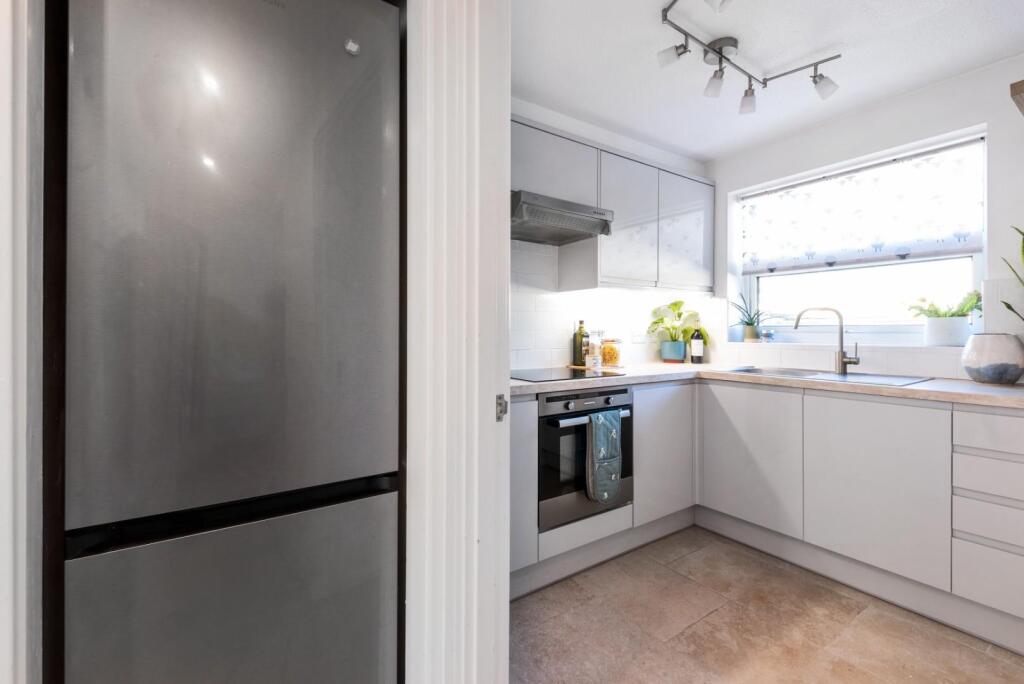 42 Bridge House, Bath. BA1 6BH-6.jpg