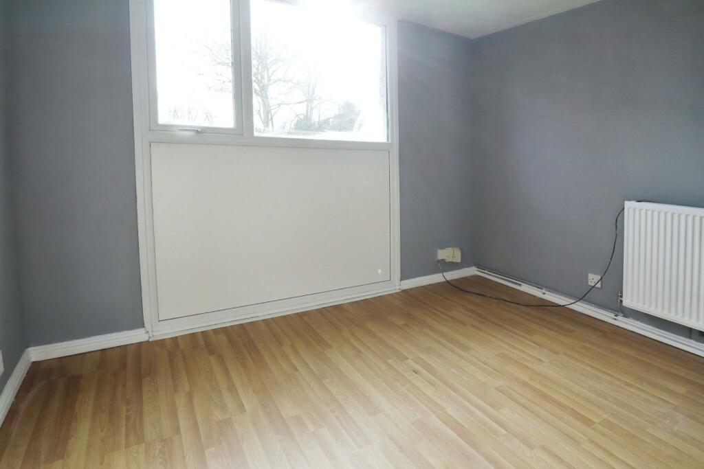 BEDROOM - GRD FL