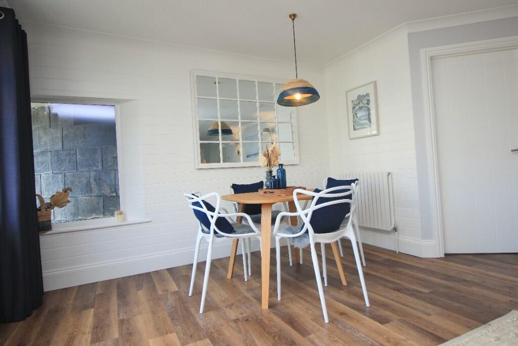 Flat 1 Dining Room