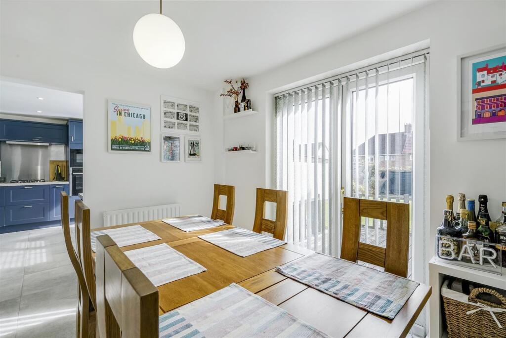 Dining Room 1_2.jpeg
