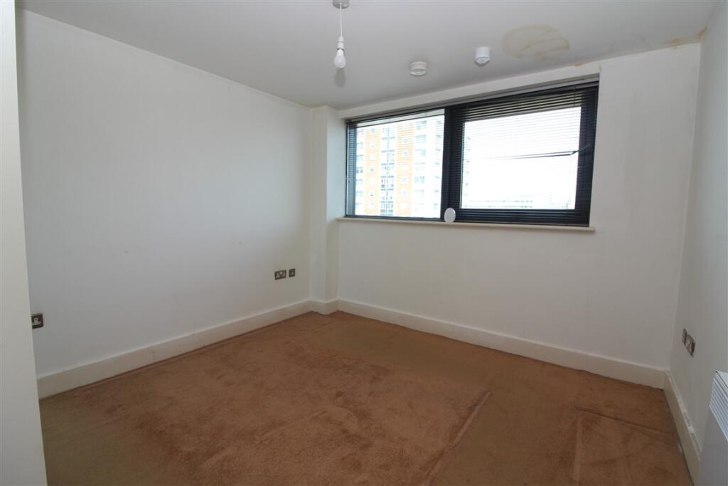 BEDROOM T202506191054.jpg