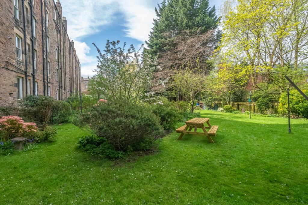 CommunalRearGarden_1