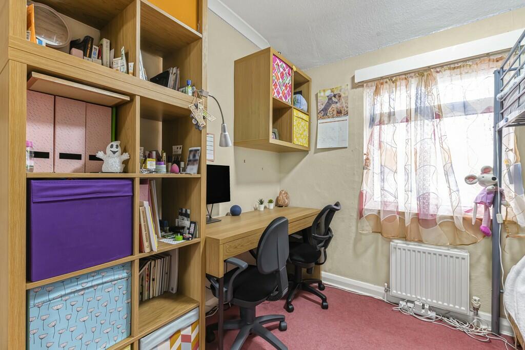 Bedroom 2 (3)
