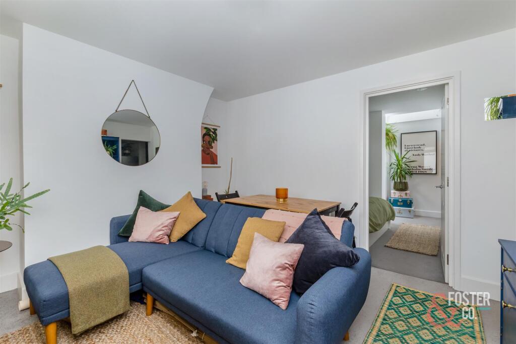 19B, Bedford Street-1.JPG