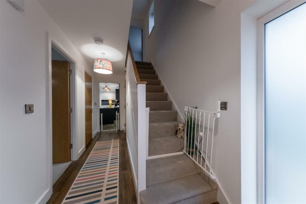 8 Mulberry Avenue-020.jpg