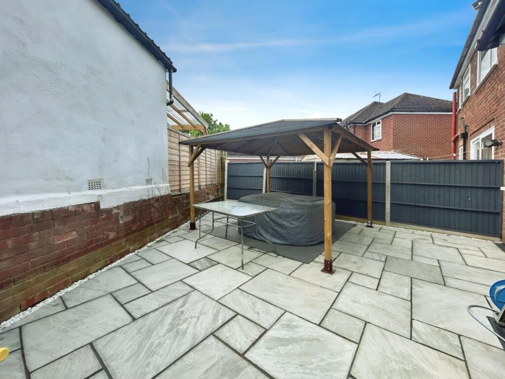 752baed5-Rear 20garden.jpg