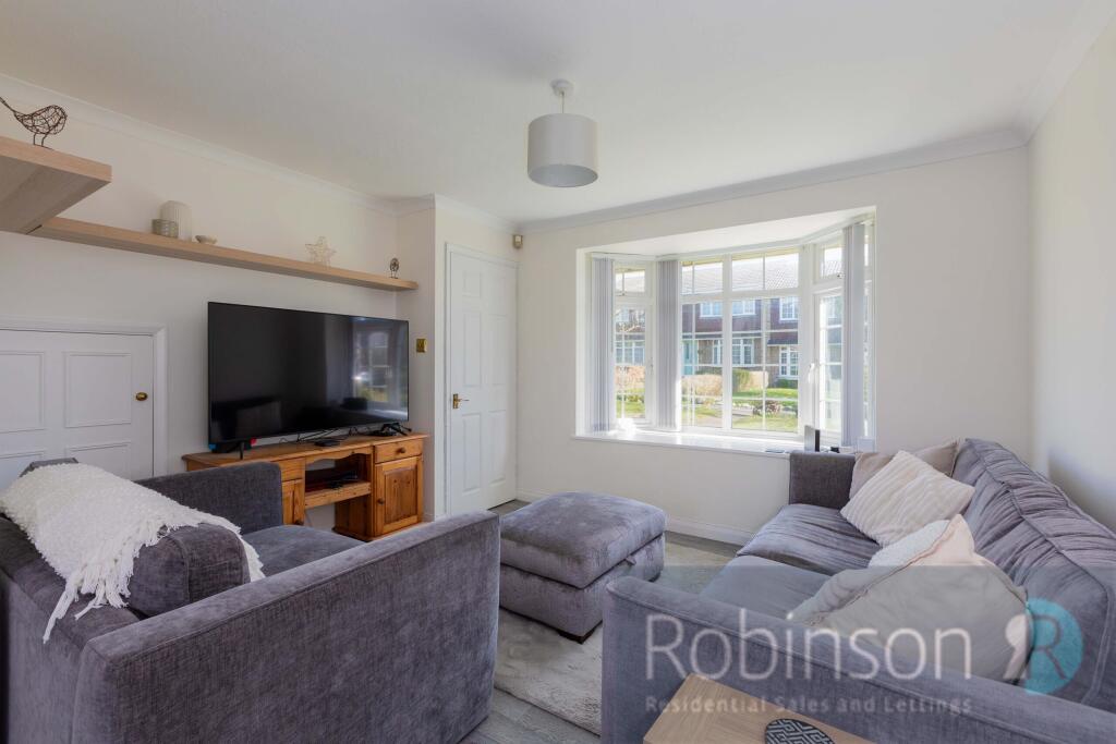 19 Lyneham Gardens-12