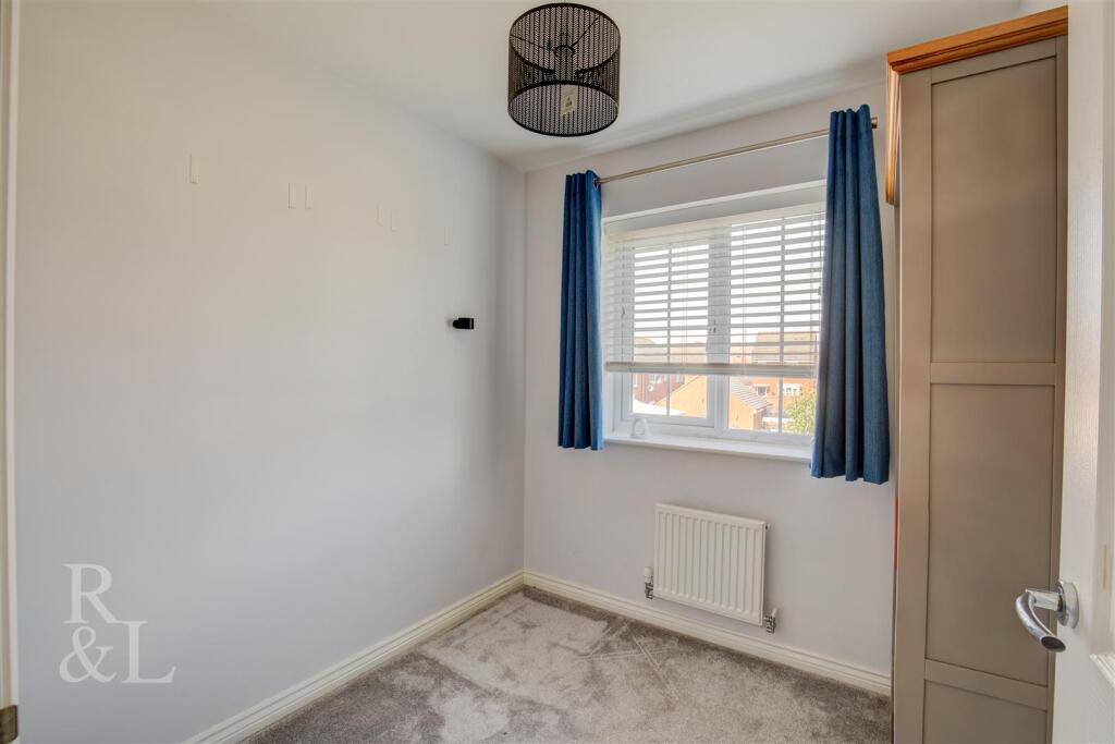 66 Askew Way (6).jpg