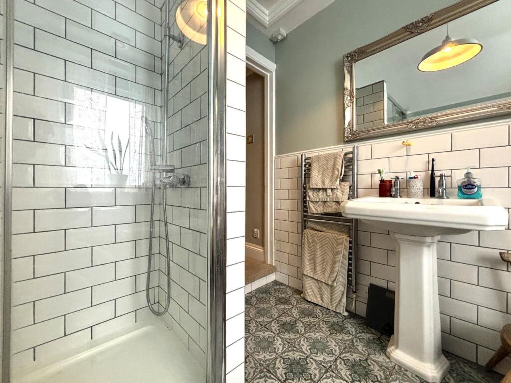 Bathroom.jpeg