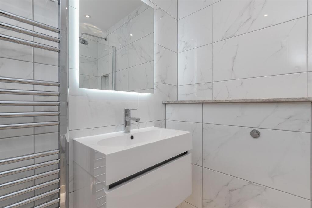 382HatfieldRoad-21.jpg