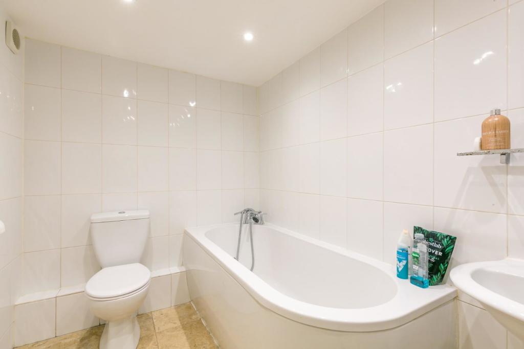 22_Addison_Road-10.jpg