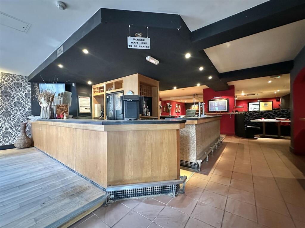 BAR AREA