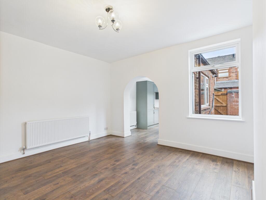 CAM04634G0-PR0047-STILL006